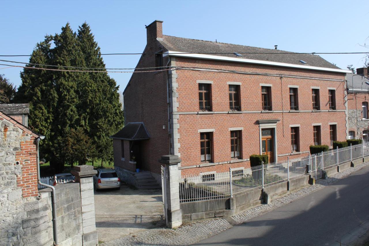 Au Crapaud Charmant Merbes-le-Chateau Exterior photo